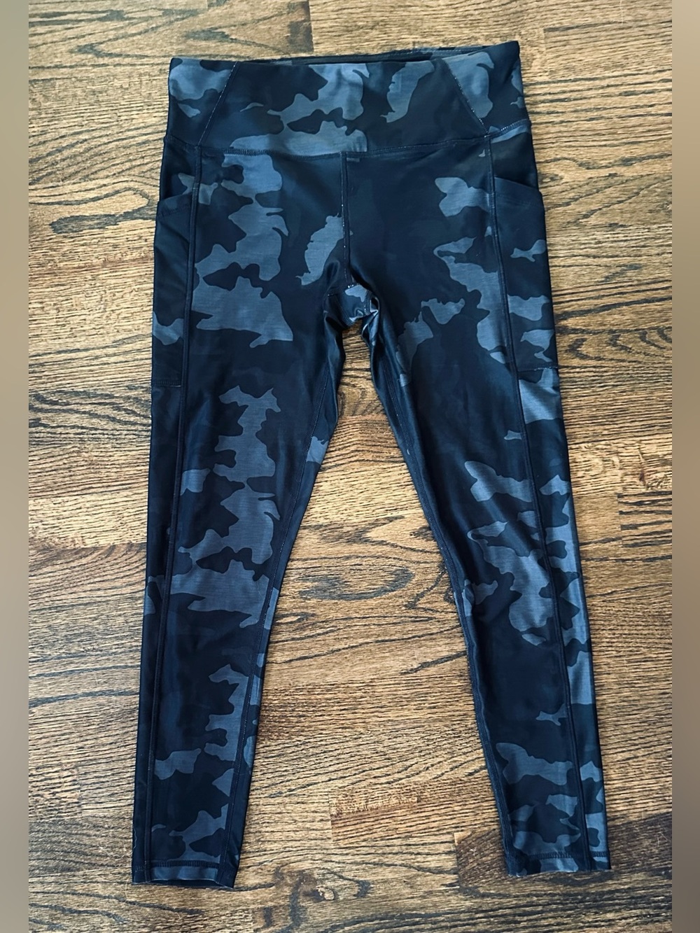 PrAna Black and Gray Camo High Rise Electra Legging, Woman’s Large NWT